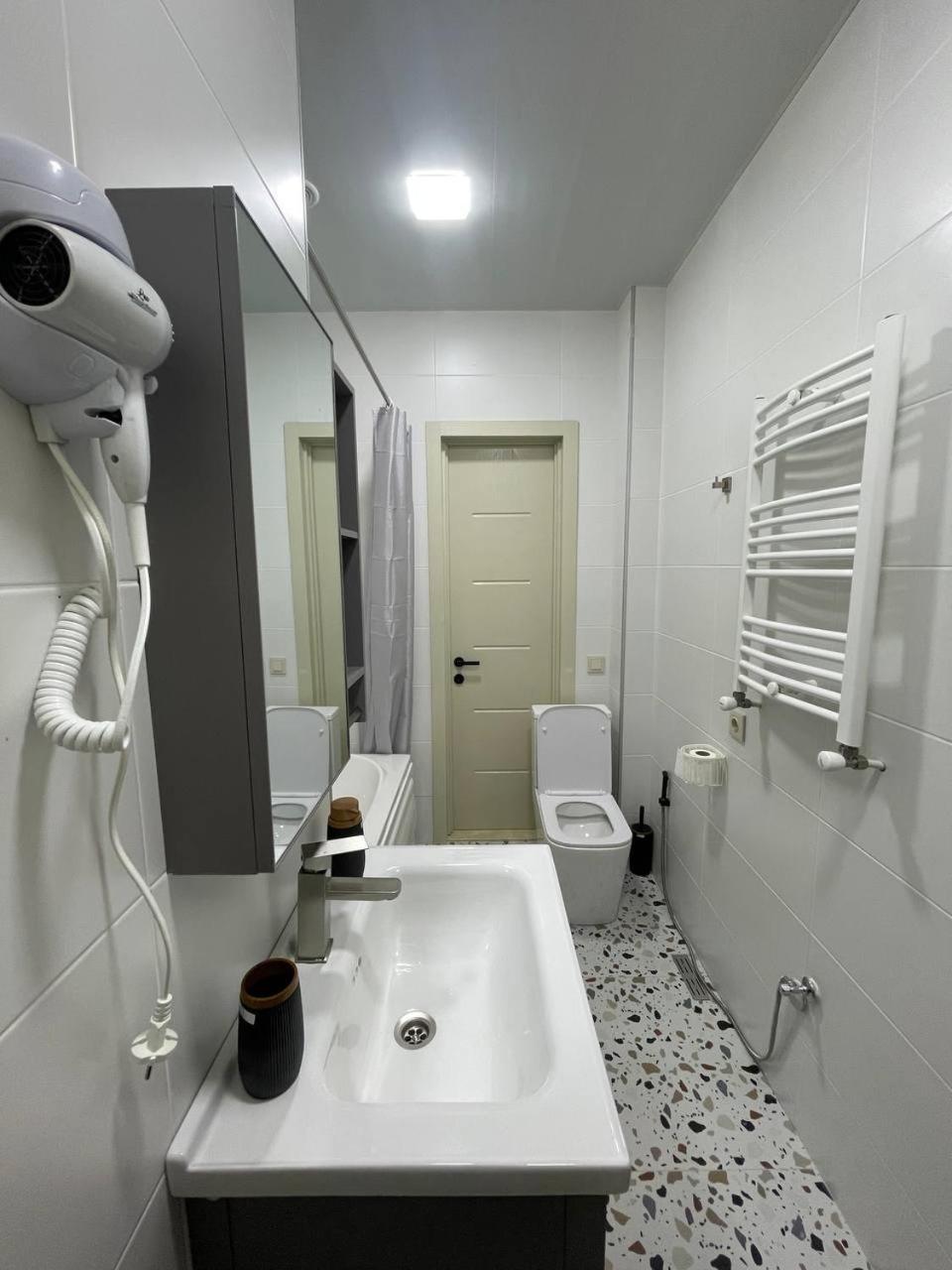 Guest House Nima Κουτάισι Εξωτερικό φωτογραφία