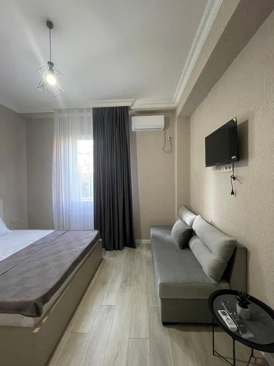 Guest House Nima Κουτάισι Εξωτερικό φωτογραφία
